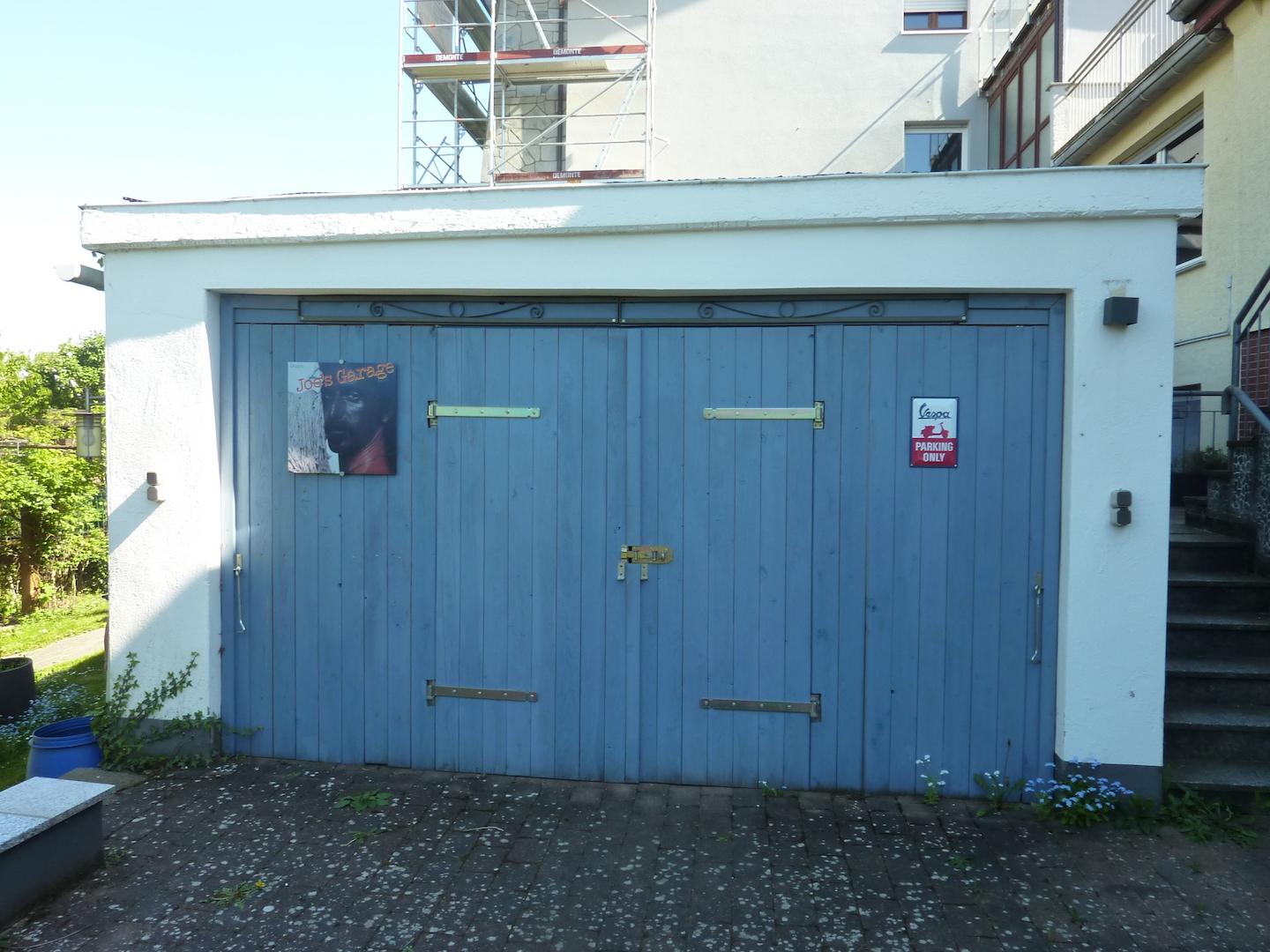 ehemalige Doppelgarage, jetzt Hobbyraum