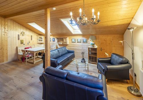 Das Wohnzimmer im Dachgeschoss