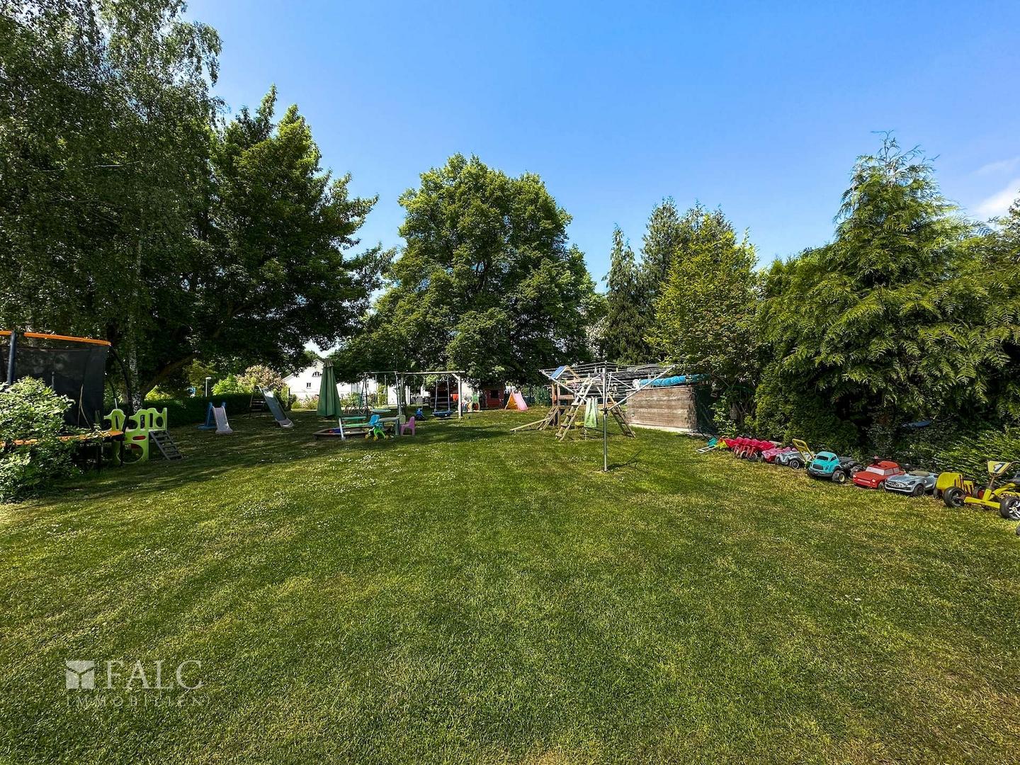 Luftbild Spielplatz Garten