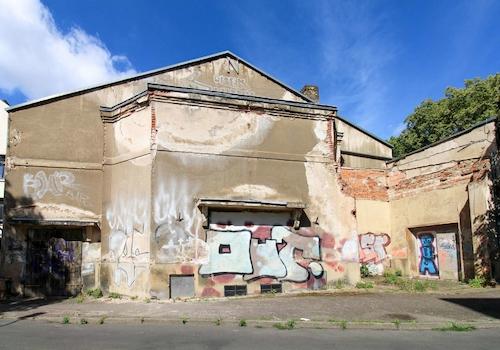 Außenansicht Eingang altes Kino