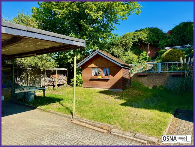 Garten mit Gartenhaus