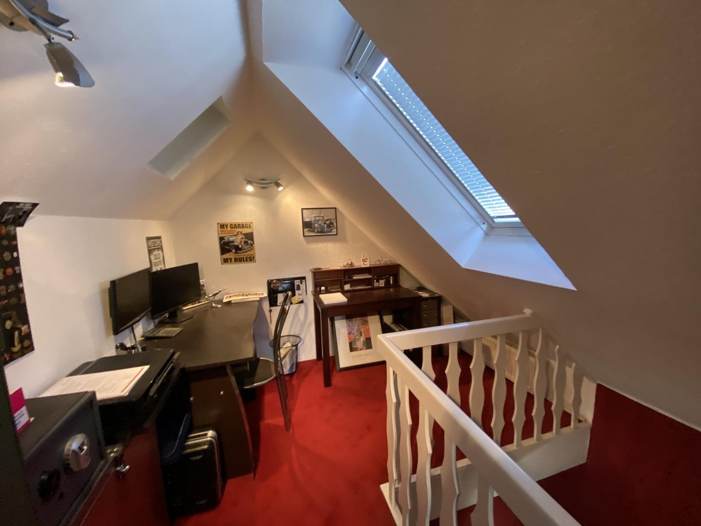 Empore Homeoffice