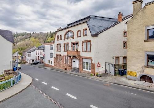 Hausnr. 4 u. 4a (MFH u.EFH)