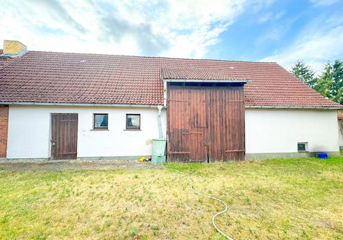 ...und bis hin zu Stall und Scheune