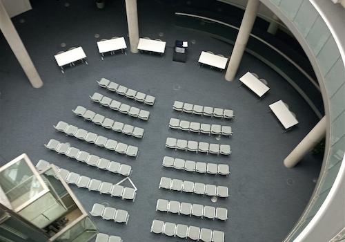 Bestuhlung & Stehtische bei Veranstaltungen