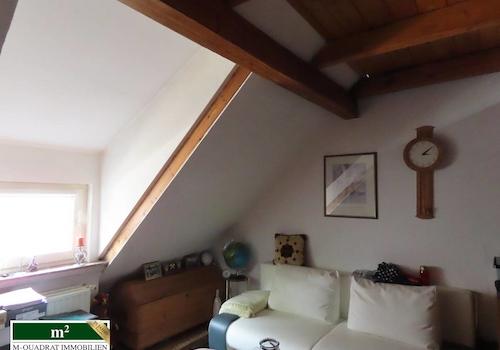 Arbeits-/ Kinderzimmer