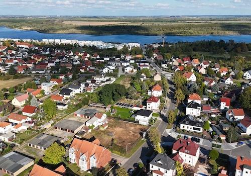 Blick zur Seepromenade