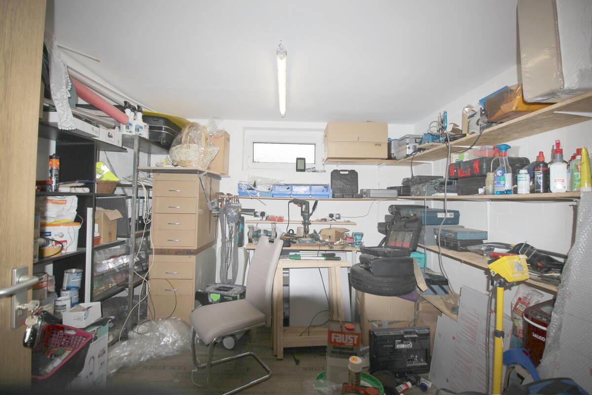 Zugehöriger Kellerraum mit ca. 12 m² Nutzfläche