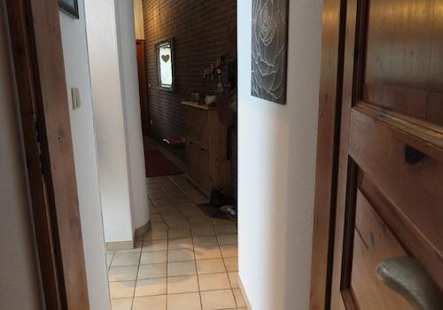 EG Blick in Wohnungseingang