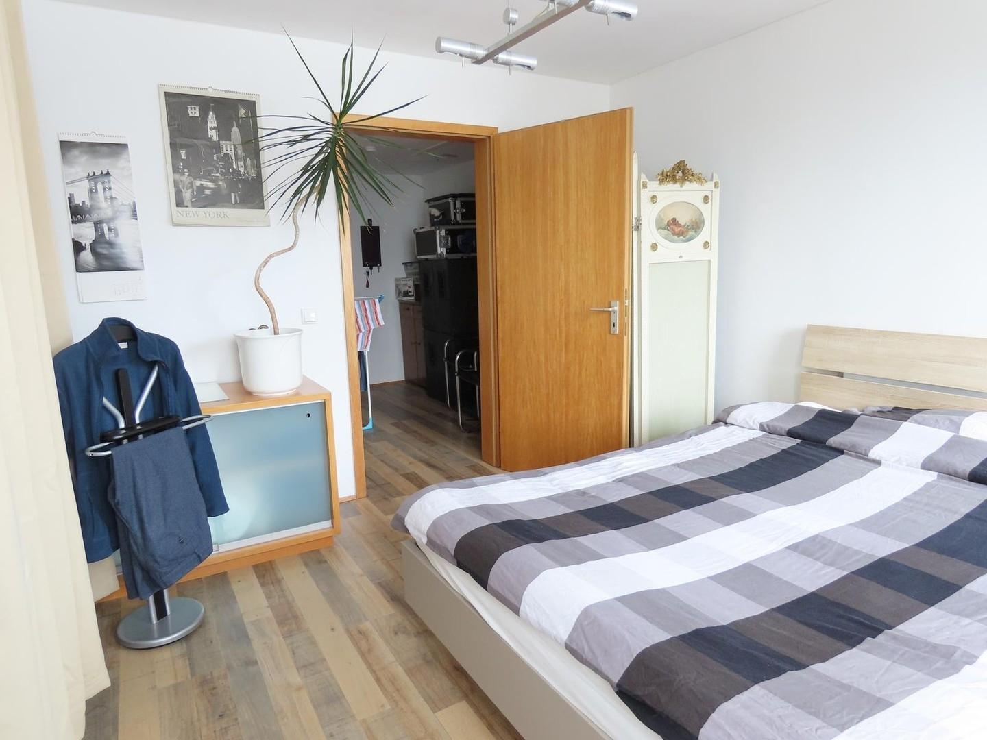 OG2 Schlafzimmer a