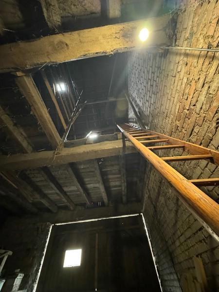 51a Scheune Blick zum First