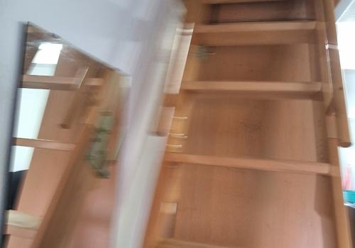 Treppe zum Dachboden