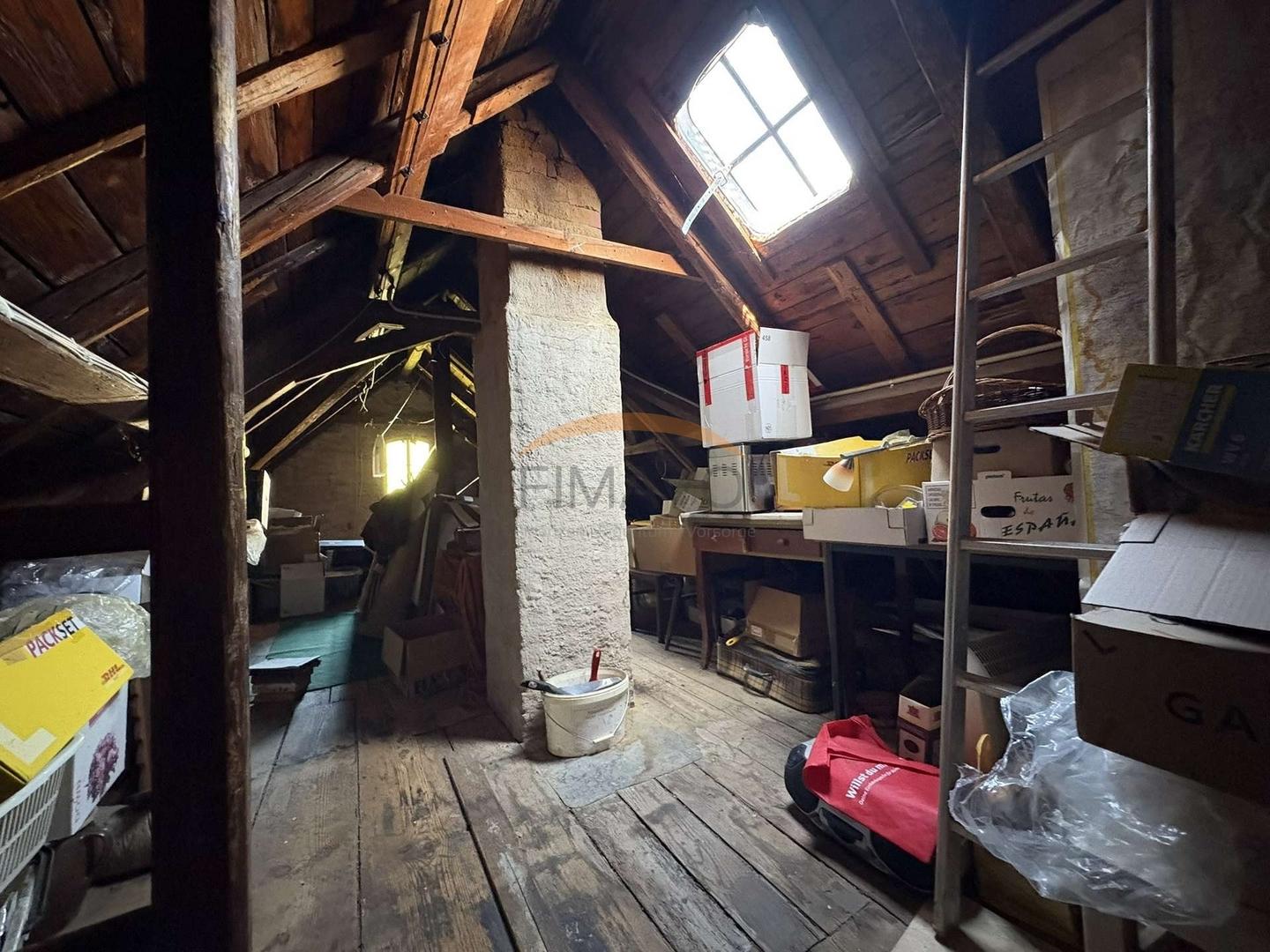 Dachboden ausbaubar