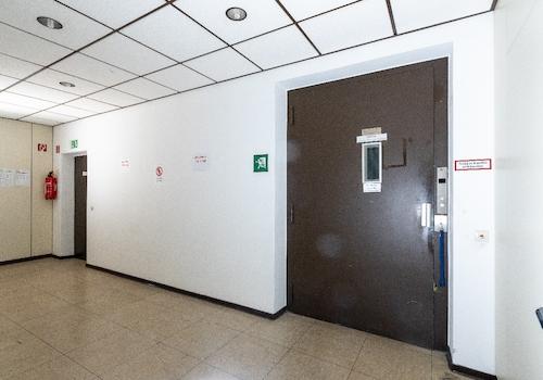 Verbindung Lastenaufzug zum EG