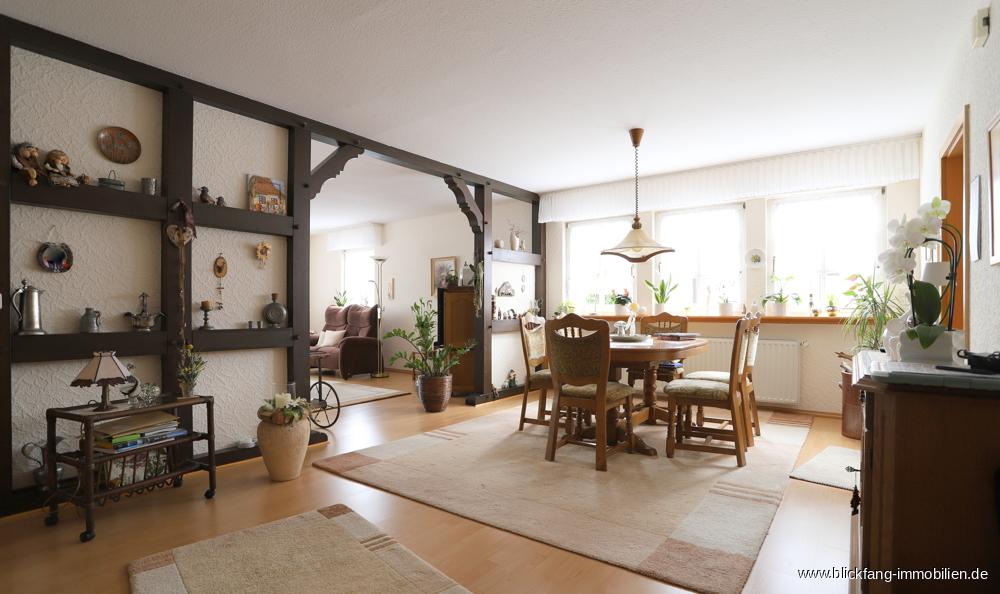 Wohn- und Essbereich EG rechts