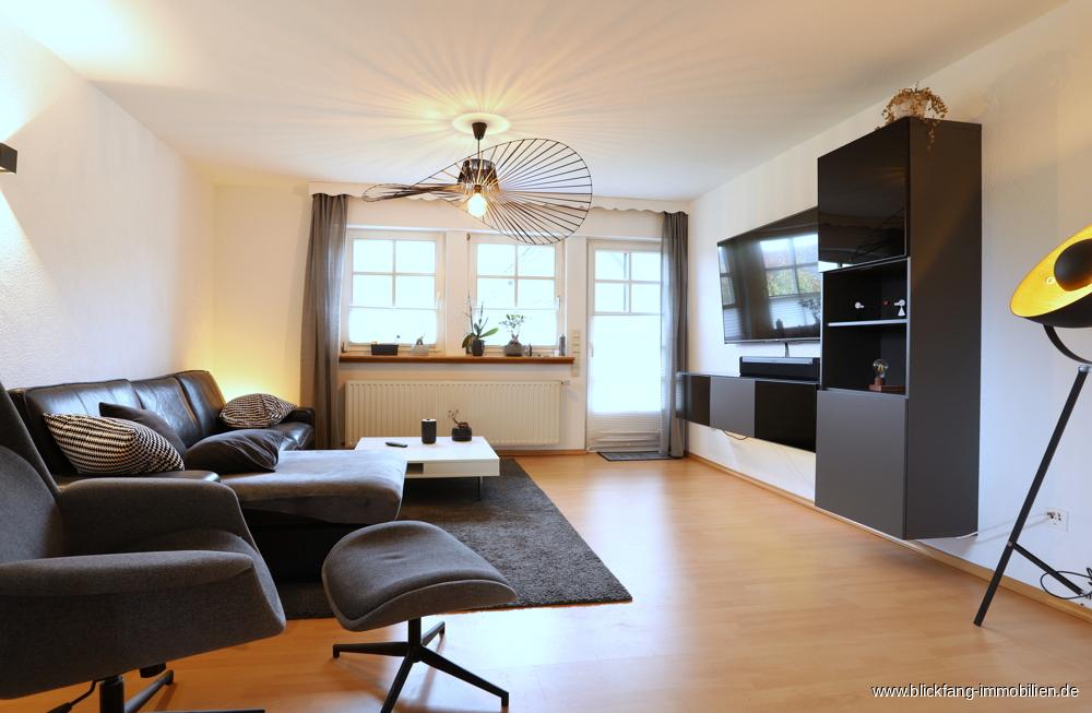 Wohnzimmer mit Gartenzugang EG-Wohng. links