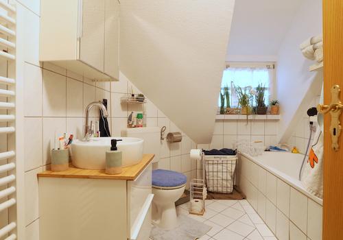 Badezimmer Wohng. 1.OG links