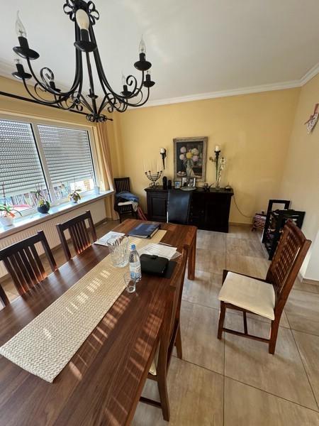 27 Eßzimmer
