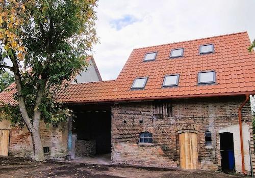 Scheune mit offener Terrasse