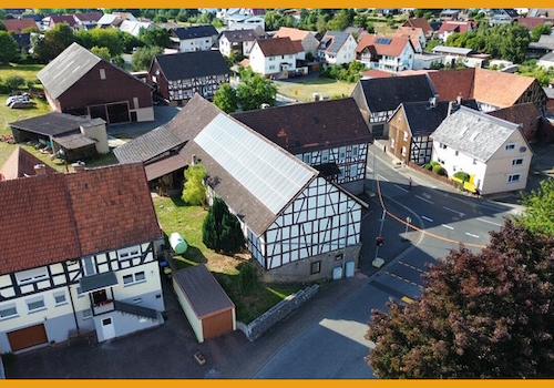 Seitenansicht auf das Objekt