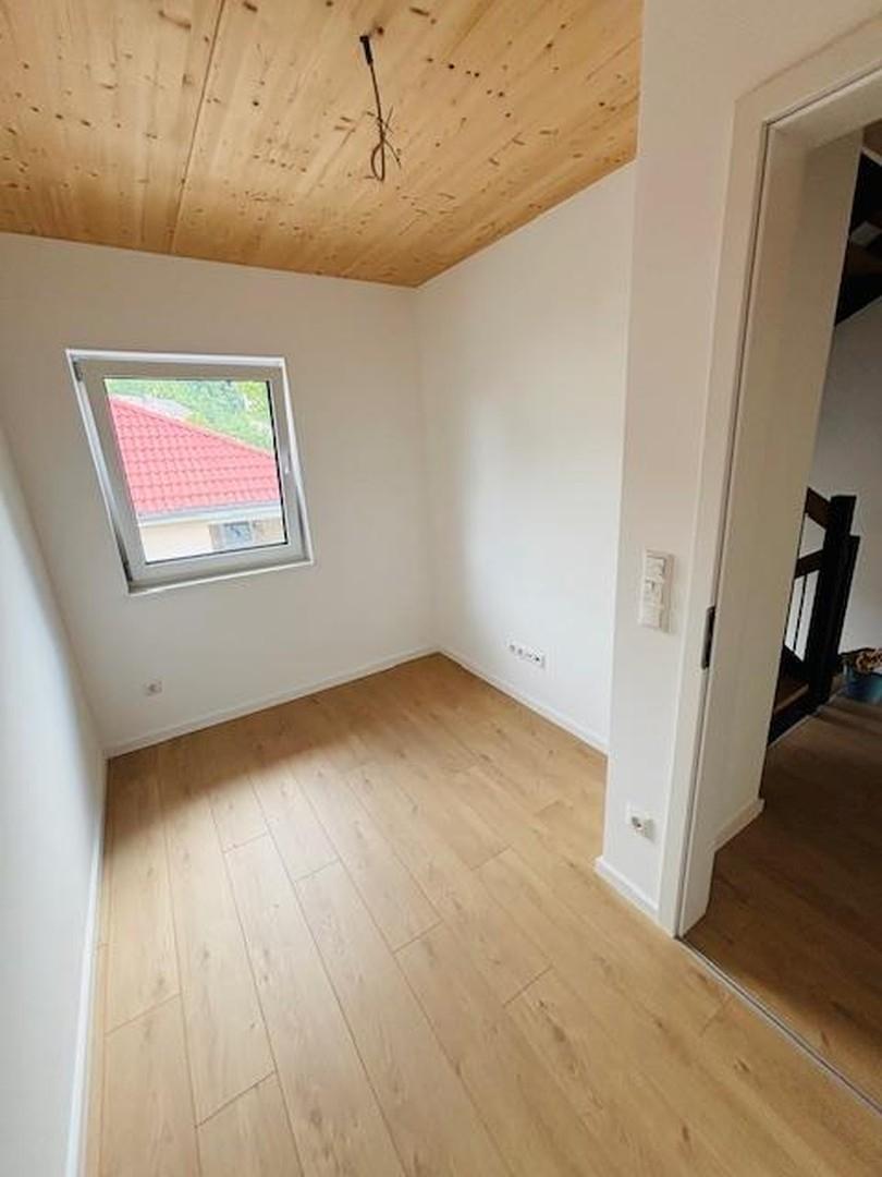 Arbeitszimmer/Büro OG