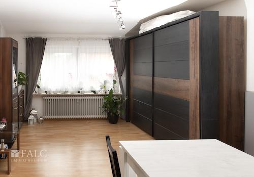 Kinderzimmer/ Büro OG