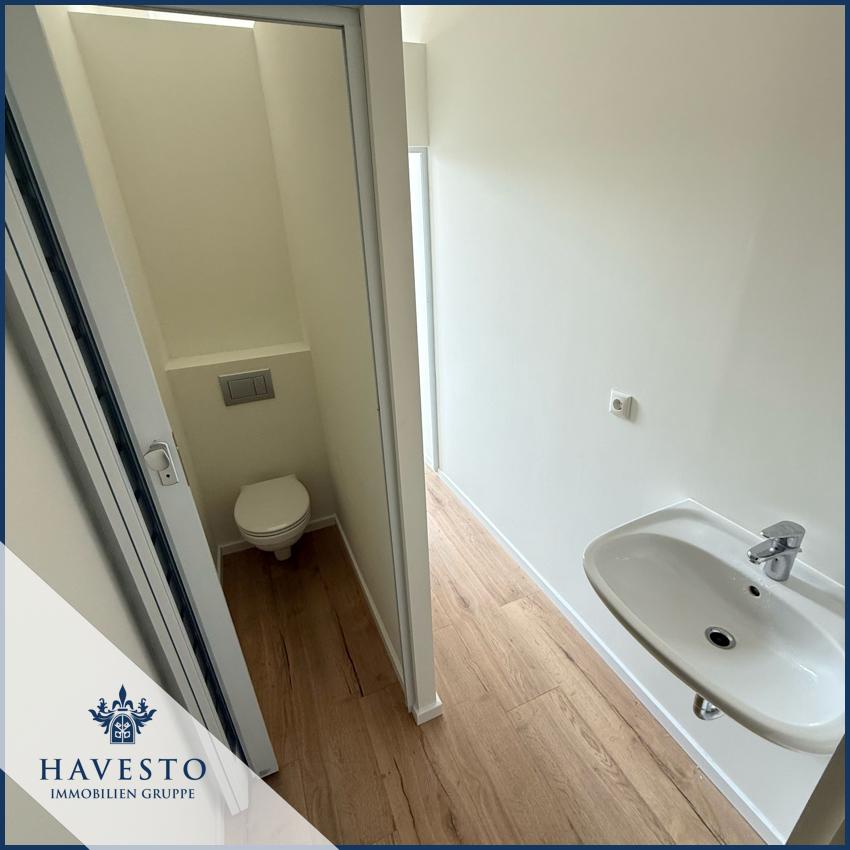 Gewerbe Weiteres Badezimmer