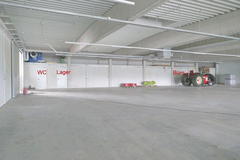 Halle 2 mit Büro-Lager-WC