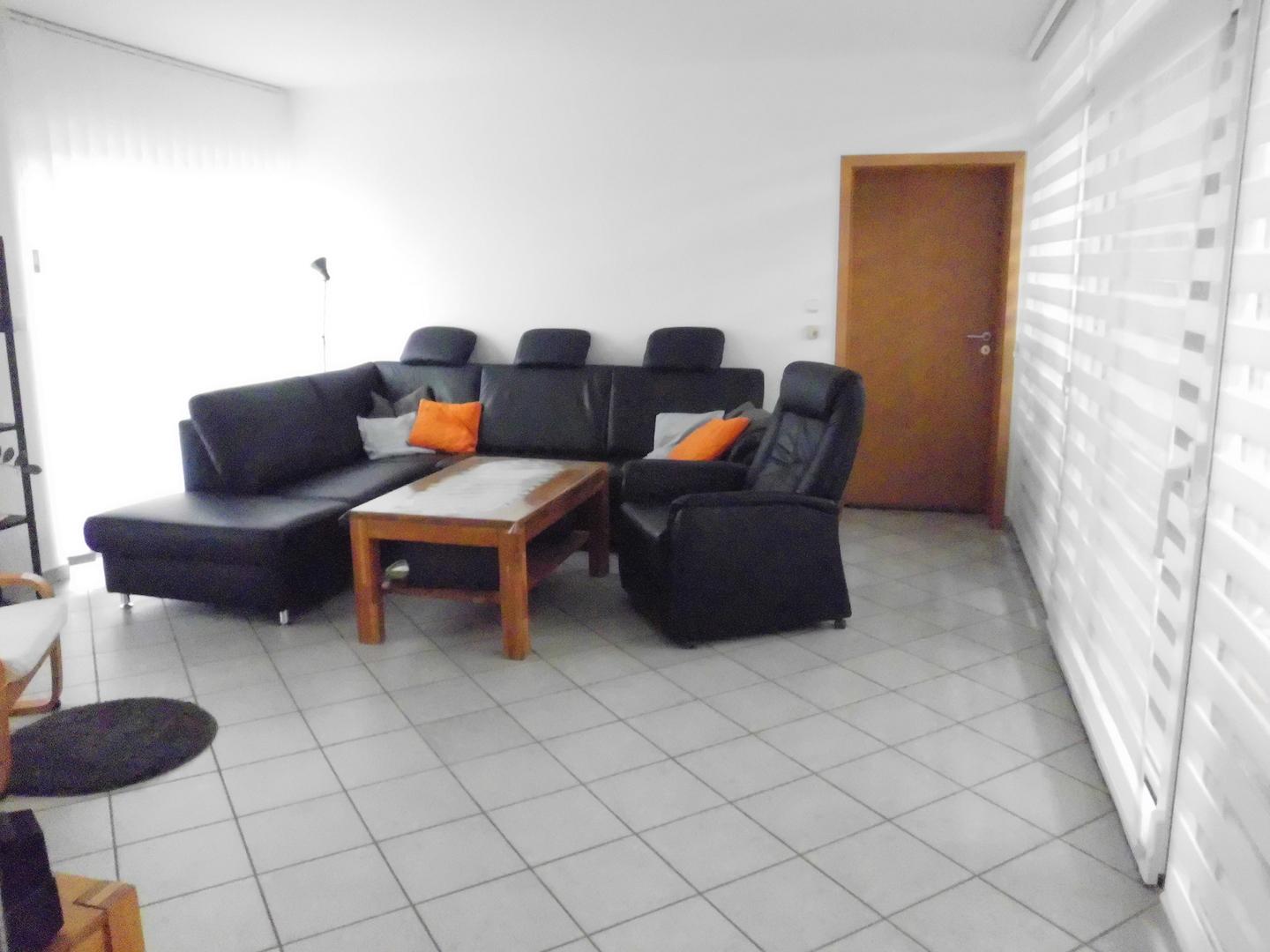 Wohnzimmer Teilansicht 1