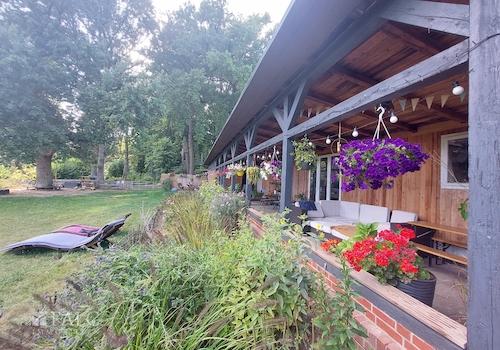 Terrasse vor dem Atelier