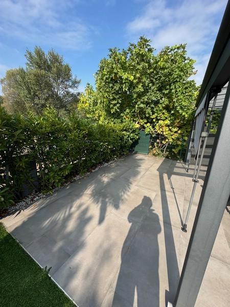 17 Teil der Terrasse