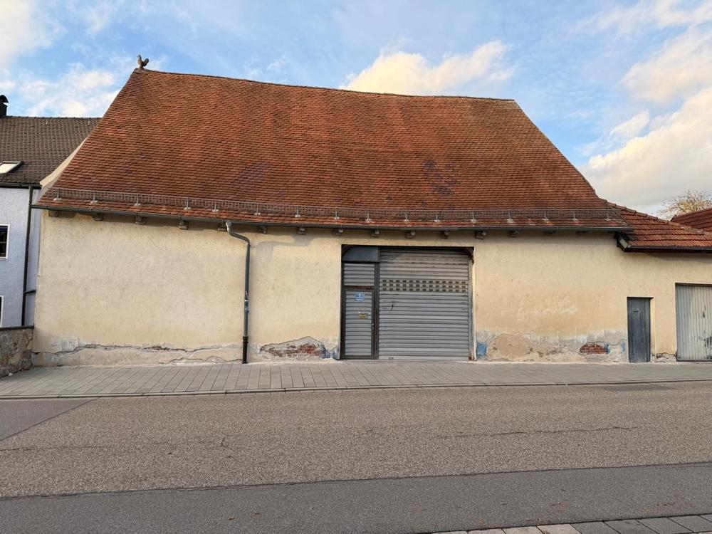 Grundstück mit Altbestand