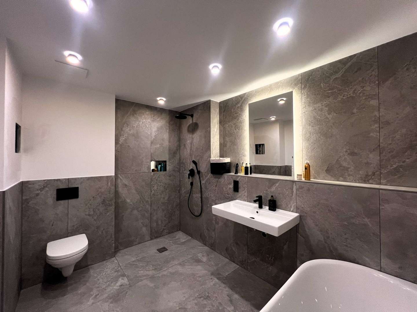 Masterbad Musterwohnung