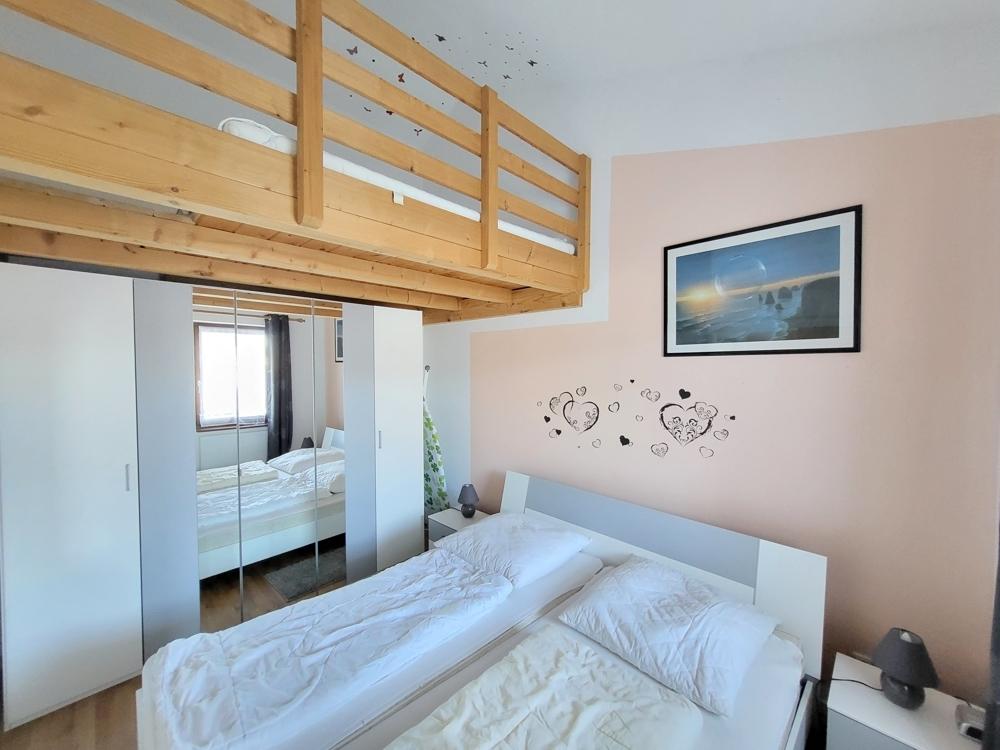 eines der Schlafzimmer