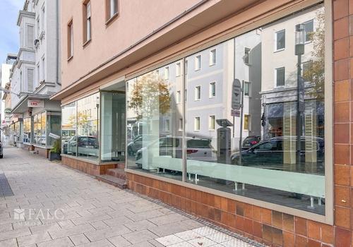 Ladenfläche mit Schaufensterfront in zentraler Lage
