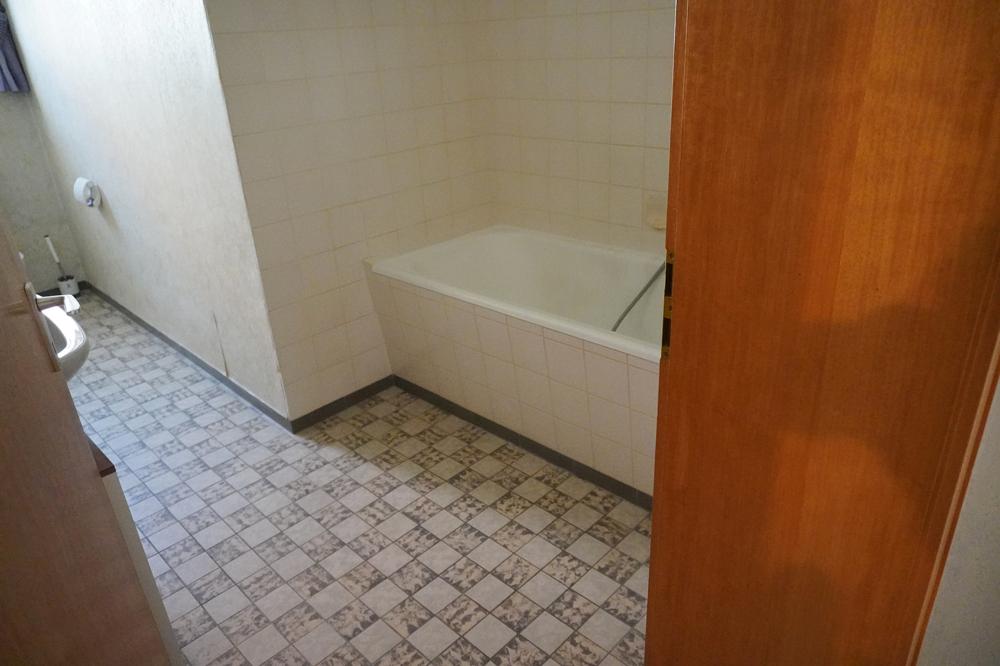 Badezimmer im EG