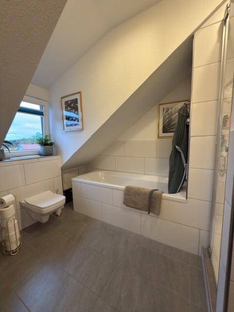 Tageslichtbad Badewanne