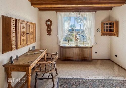 Wohnzimmer mit Leseplatz