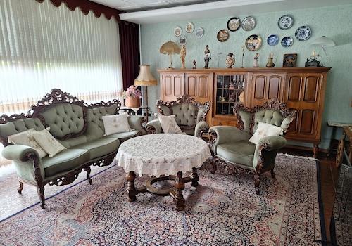 rechts in den Haupt Wohnraum