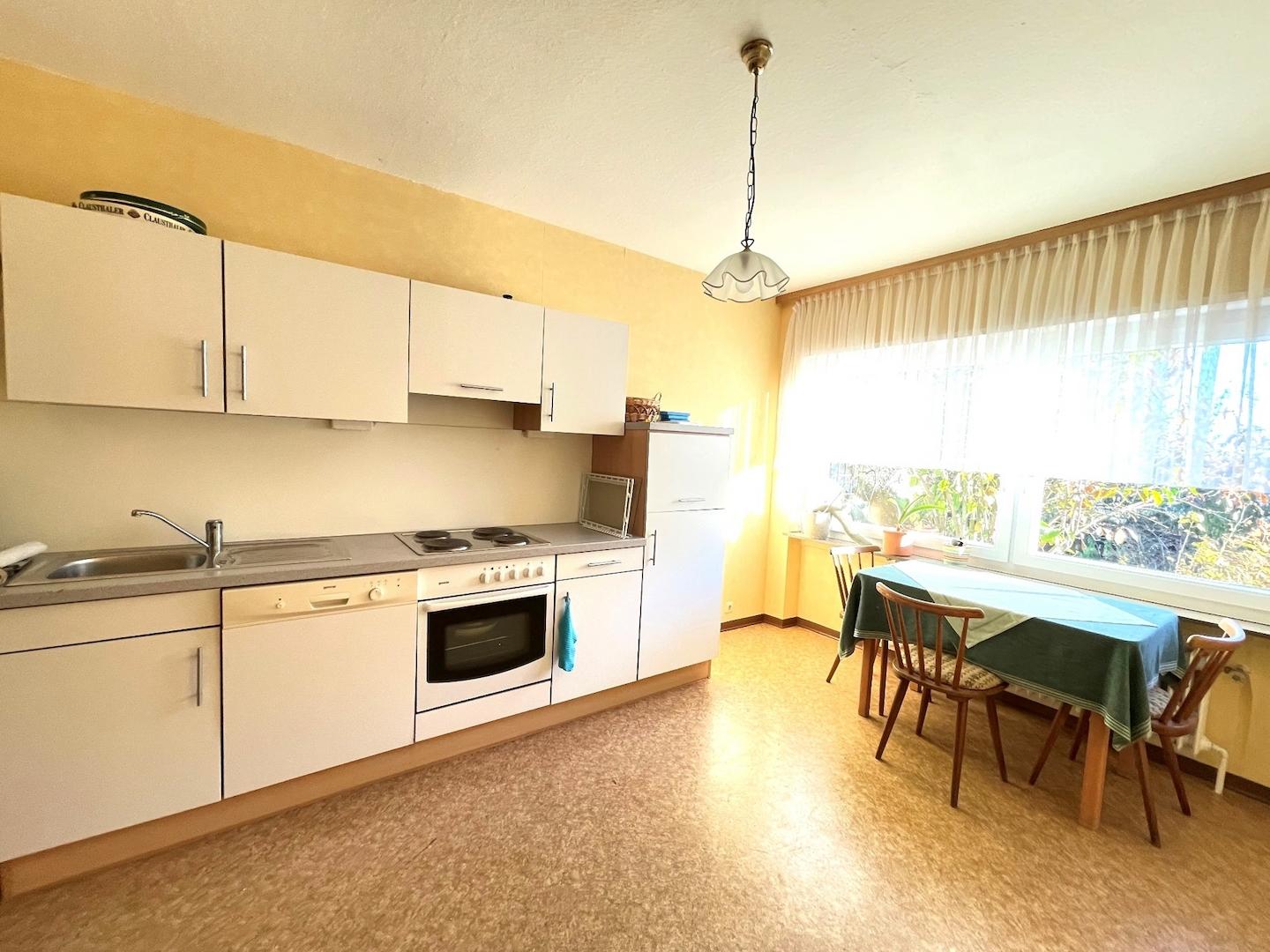 Zimmer 1 UG (zuletzt als Küche benutzt)