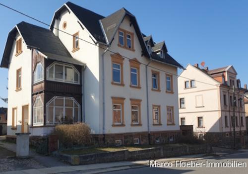 Ansicht mit Nachbarhaus