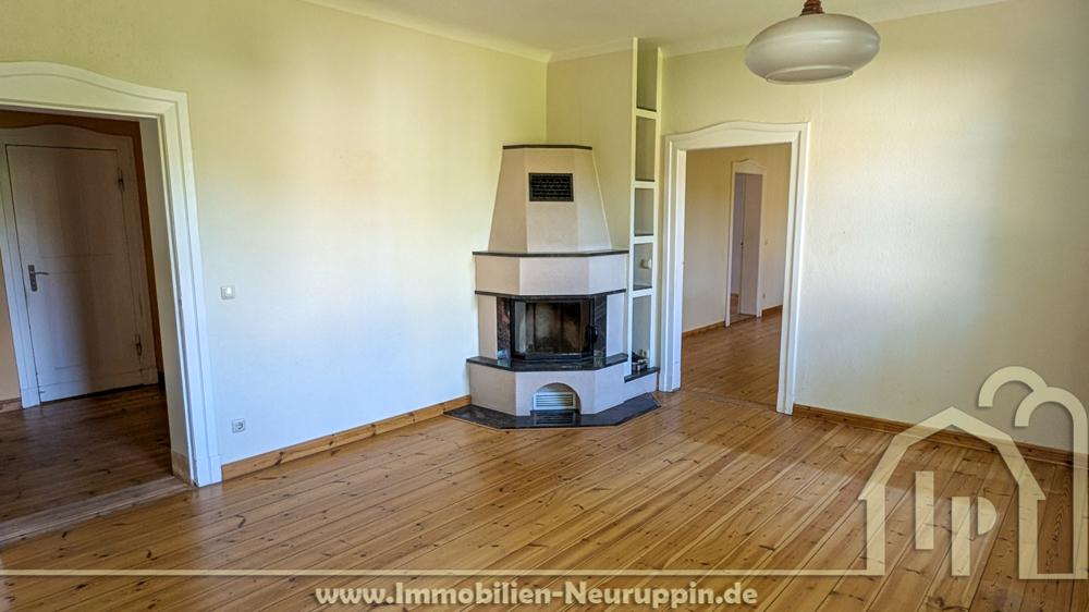 Kamin EG