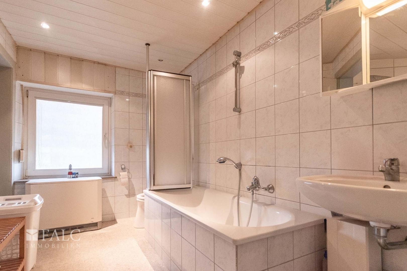 Badezimmer 1.OG