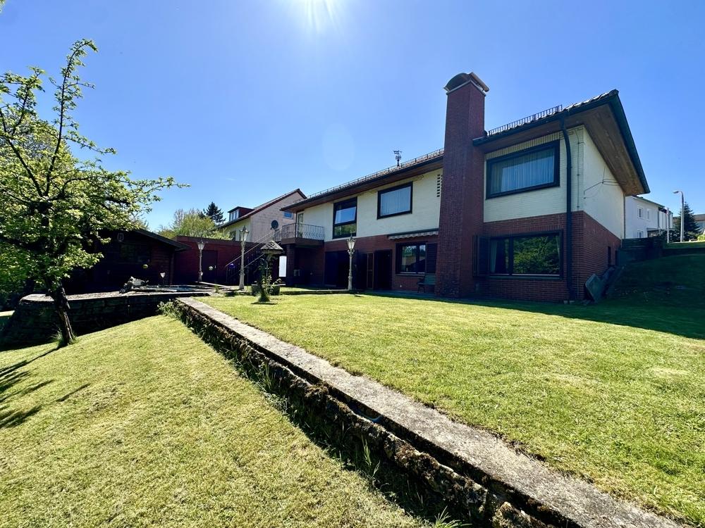 Der Garten mit Terrasse