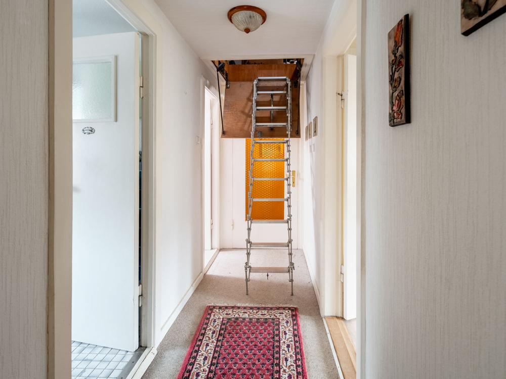 Flur/Treppe Dachboden OG