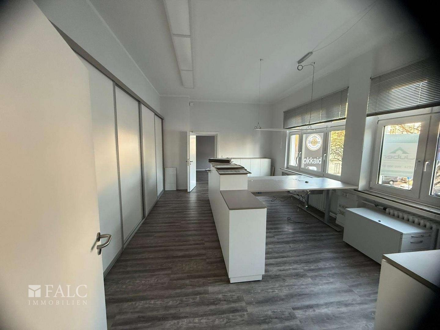 Büro 1