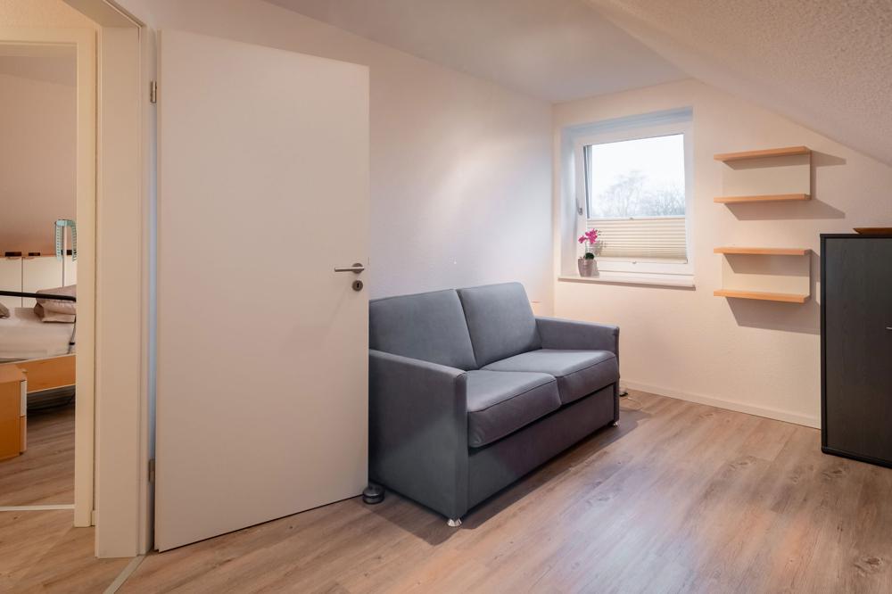 Zimmer 2 OG