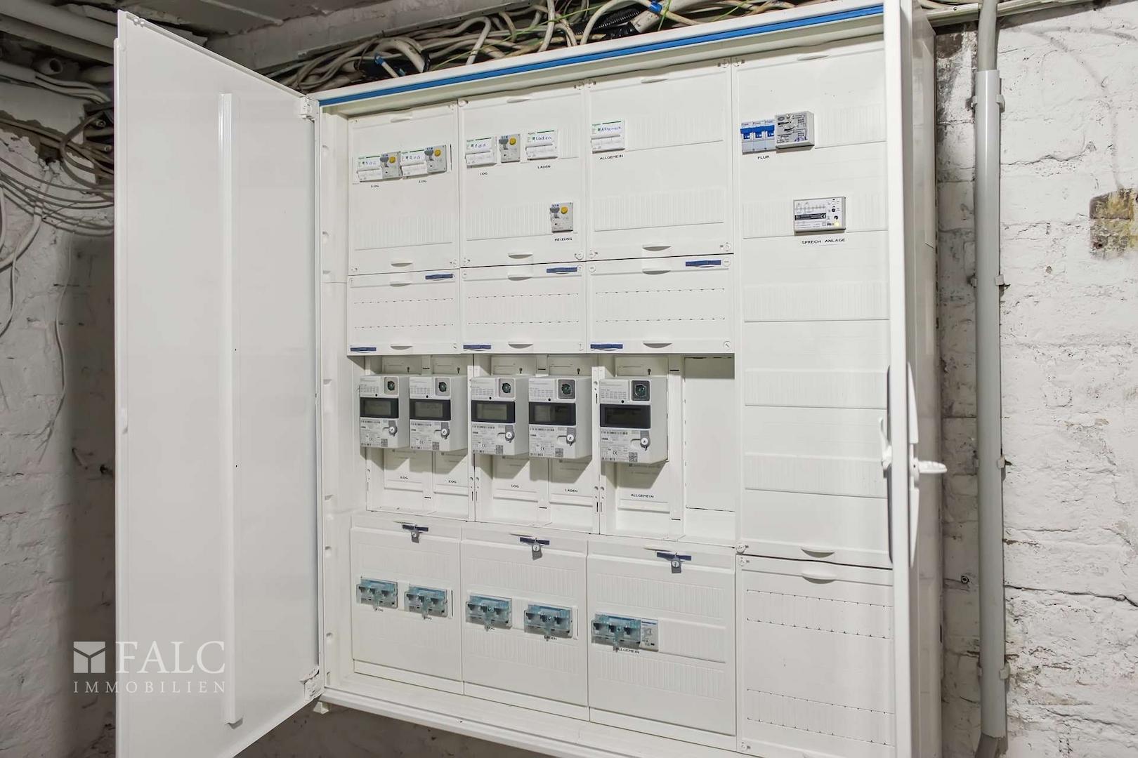 Hauptstromverteiler