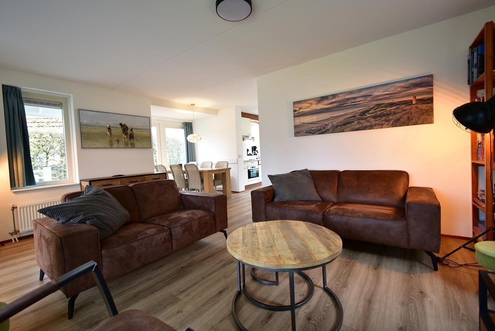 Freistehendes 6-Personen-Ferienhaus auf Eigengrund im Summio Parc Aquadelta Bruinisse010