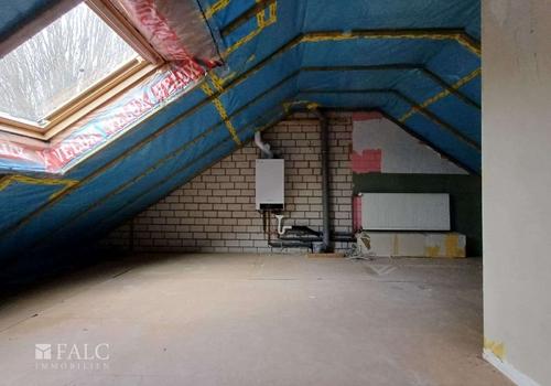 Spitzboden / Home Office